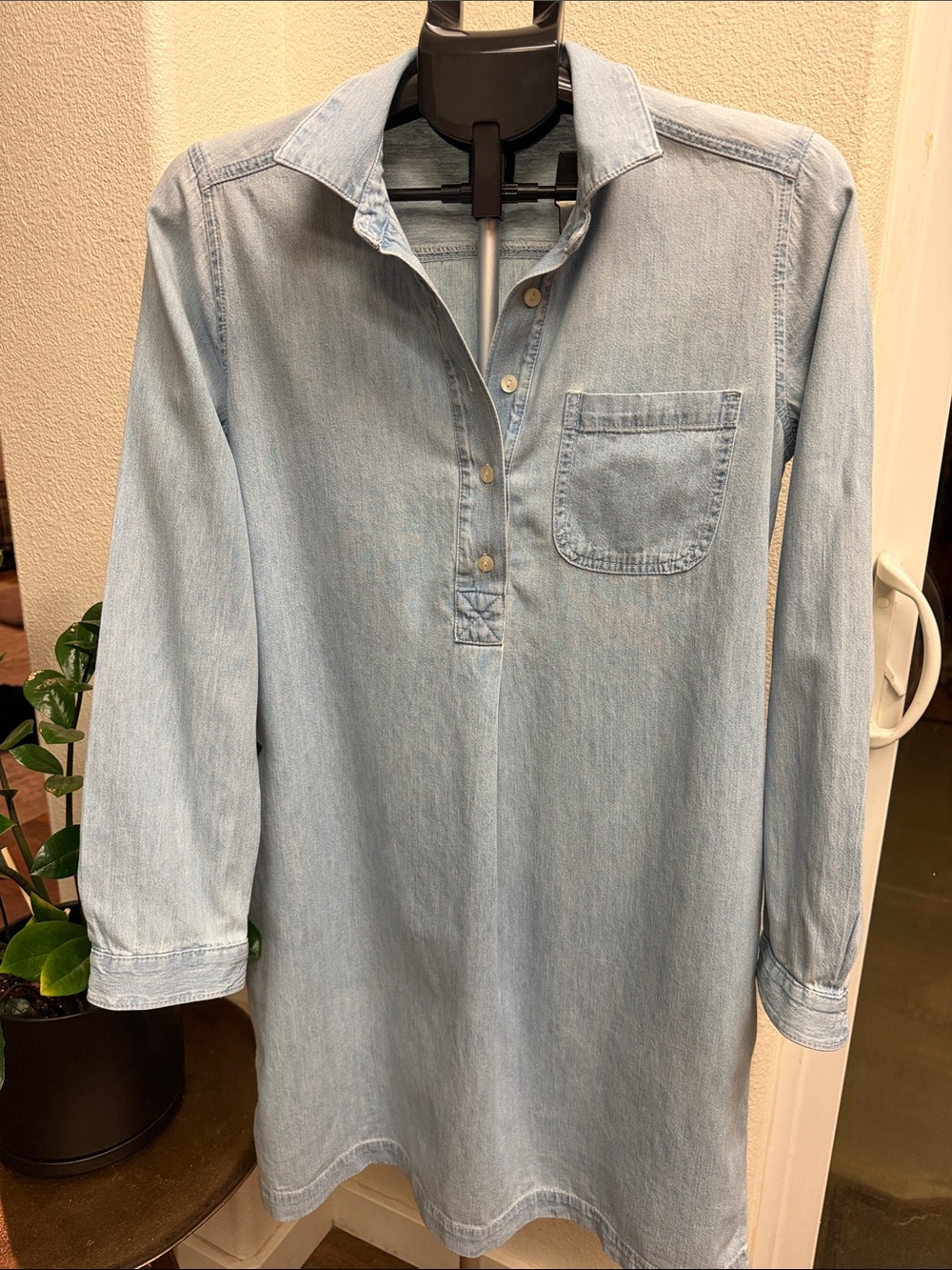 GAP Coastal Chambray Denim Popover Mini Shirt Dress Light Wash S Western Cowgirl
